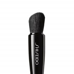 Диагональная кисть для макияжа глаз Shiseido Makeup NANAME FUDE Multi Eye Brush