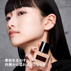 Тональная основа сыворотка Shu Uemura Unlimited Care Tsuya Serum Foundation