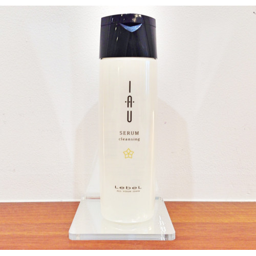 Японский увлажняющий шампунь LebeL IAU Serum Cleansing